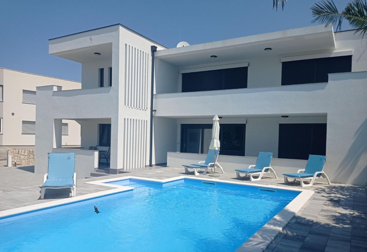Villa Leptiric Vir Exterior foto